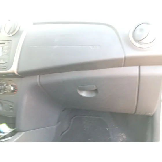Guantera para Dacia Logan Ii