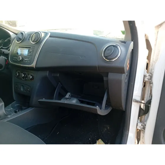 Guantera para Dacia Logan Ii