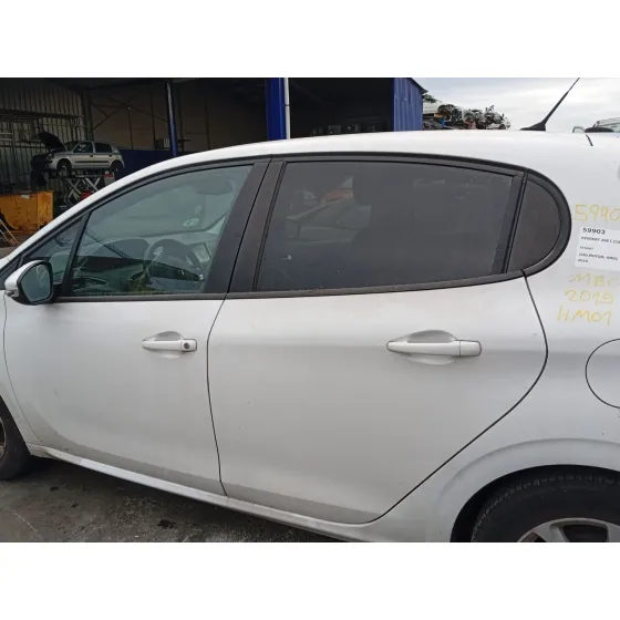 Puerta Trasera Izquierda para Peugeot 208 I (Ca_, Cc_)