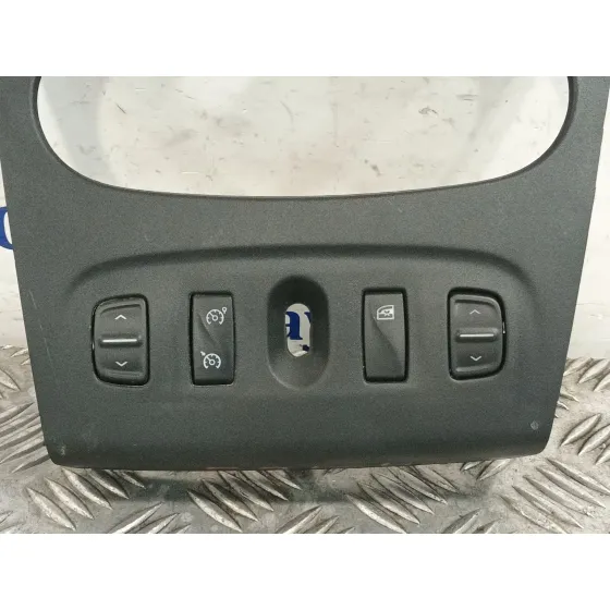 Moldura para Dacia Sandero