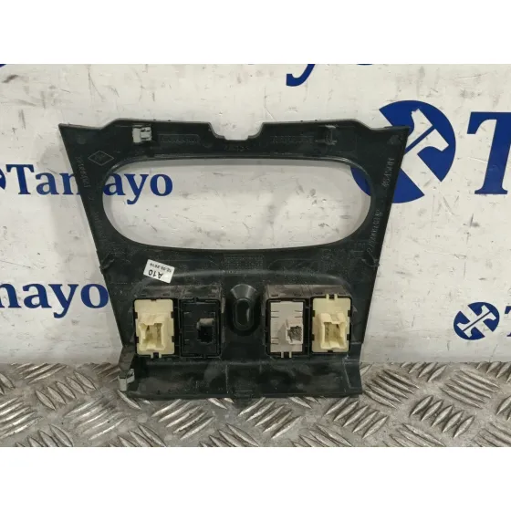 Moldura para Dacia Sandero