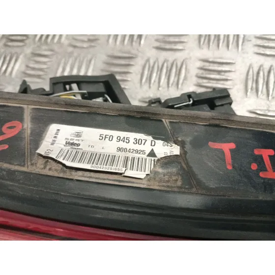 Piloto Trasero Izquierdo Interior para Seat Leon (5F1)