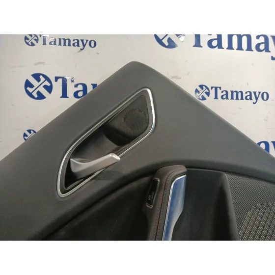 Guarnecido Puerta Trasera Izquierda para Mercedes-Benz Clase A (W176)