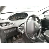 Com 2000 para Peugeot 208 I (Ca_, Cc_)