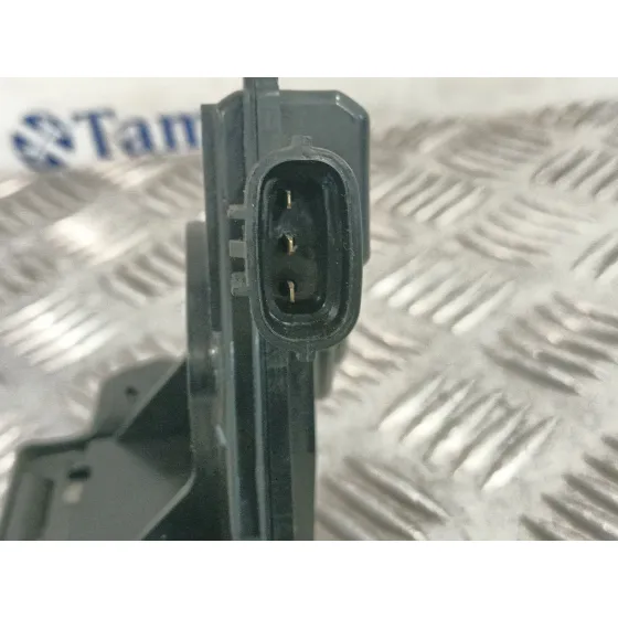 Cerradura Maletero / Porton para Toyota Auris