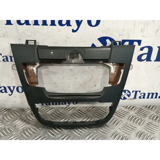 Moldura para Opel Insignia Berlina