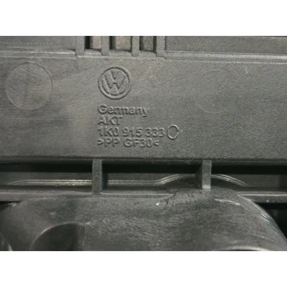 Soporte Bateria para Volkswagen Golf V (1K1)