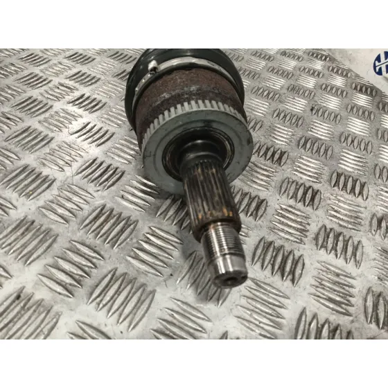 Transmision Delantera Derecha para Kia Carnival