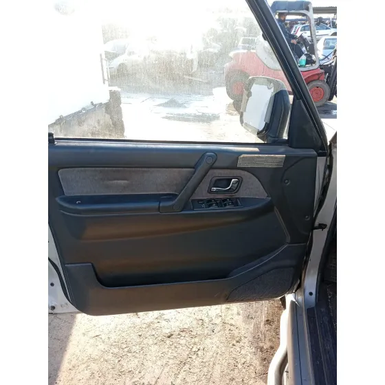 Elevalunas Delantero Izquierdo para Mitsubishi Montero Canvas Top (V2_C, V4_C)
