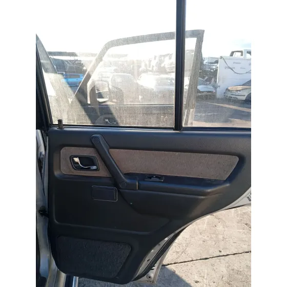 Elevalunas Trasero Derecho para Mitsubishi Montero Canvas Top (V2_C, V4_C)