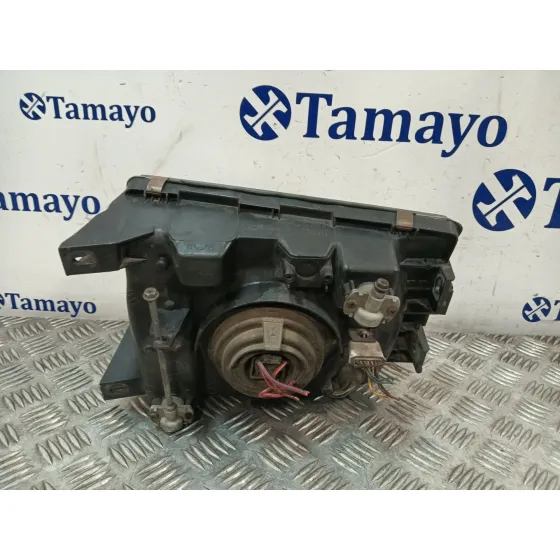 Faro Derecho para Mitsubishi Montero Canvas Top (V2_C, V4_C)