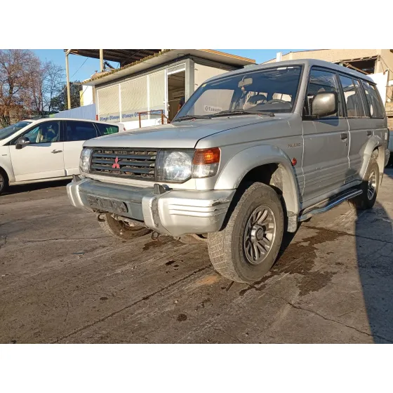 Paragolpes Delantero para Mitsubishi Montero Canvas Top (V2_C, V4_C)