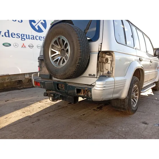 Paragolpes Trasero para Mitsubishi Montero Canvas Top (V2_C, V4_C)