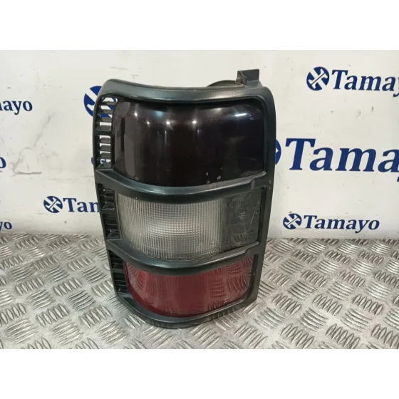 Piloto Trasero Izquierdo para Mitsubishi Montero Canvas Top (V2_C, V4_C)