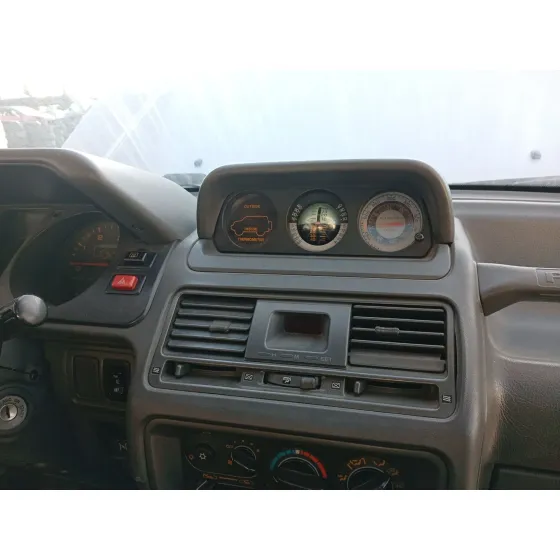 Salpicadero para Mitsubishi Montero Canvas Top (V2_C, V4_C)