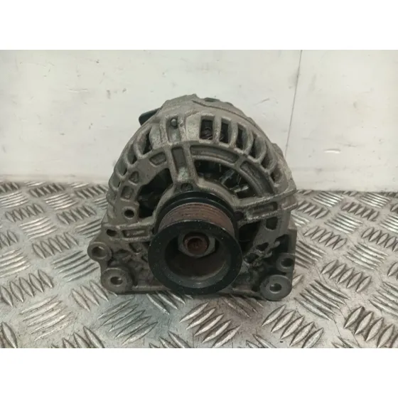 Alternador para Volkswagen Polo (9N3)