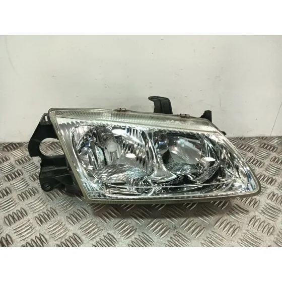 Faro Derecho para Nissan Almera Ii Hatchback (N16)