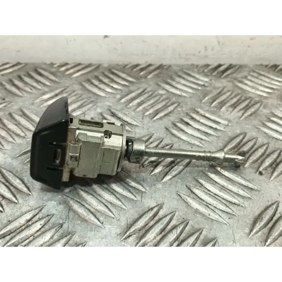 Bombin Puerta Delantera Derecha para Toyota C-Hr (_X1_)