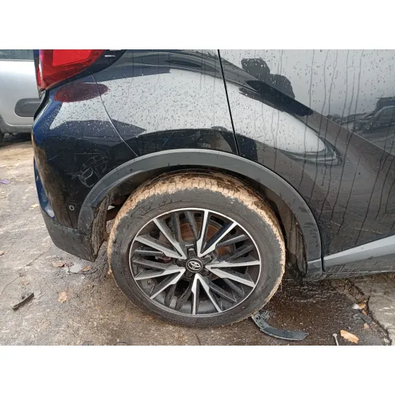 Aletin Trasero Derecho para Toyota C-Hr (_X1_)