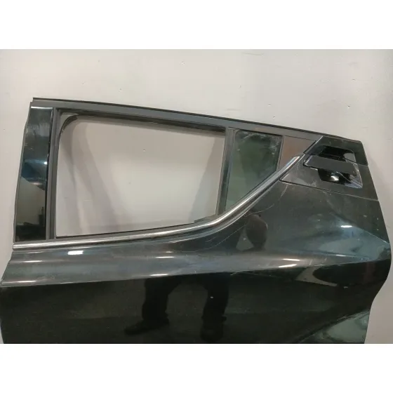 Puerta Trasera Izquierda para Toyota C-Hr (_X1_)