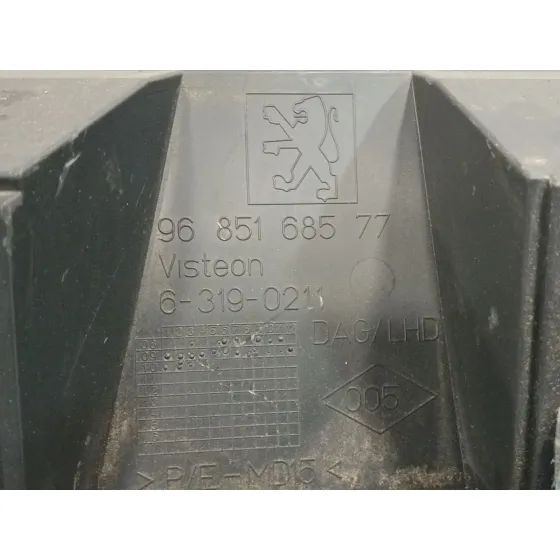 Guantera para Peugeot 3008