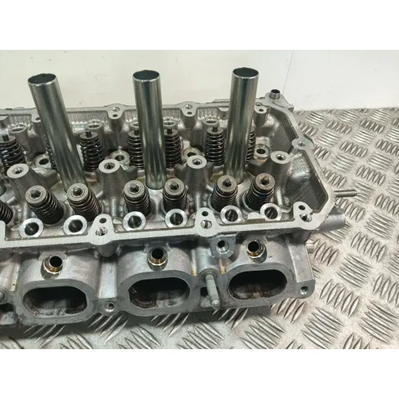 Culata para Toyota C-Hr (_X1_)