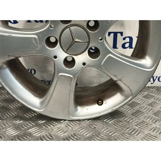 Llanta para Mercedes-Benz Clase A (W169)