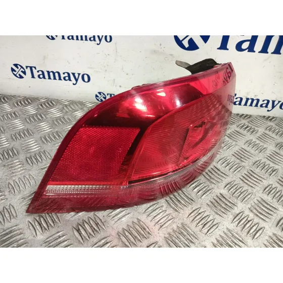 Piloto Trasero Izquierdo para Volkswagen Passat B7 Variant (365)