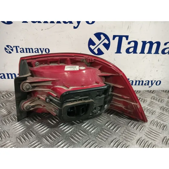 Piloto Trasero Izquierdo para Volkswagen Passat B7 Variant (365)
