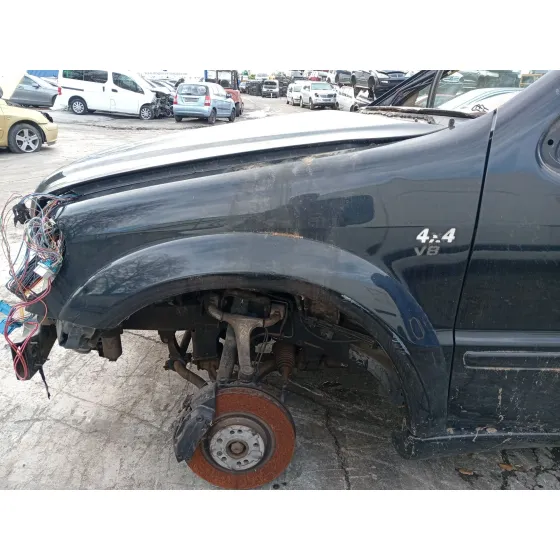 Aleta Delantera Izquierda para Mercedes-Benz Clase M (W163)