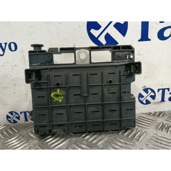 Caja Reles / Fusibles para Peugeot 307 (3A/C)