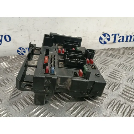 Caja Reles / Fusibles para Peugeot 307 (3A/C)