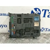 Caja Reles / Fusibles para Citroën C4 Berlina