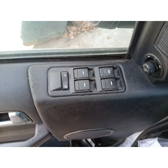 Mando Elevalunas Delantero Izquierdo para Land Rover Discovery Iii (L319)