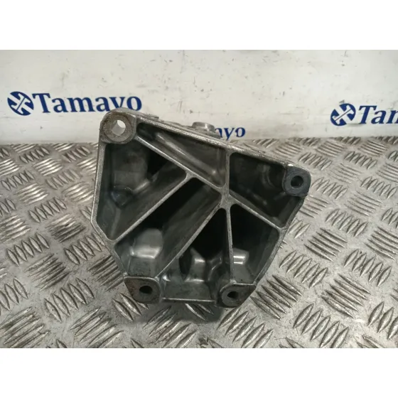Soporte Motor para Mercedes-Benz Sprinter 5-T Caja/Chasis (B906)