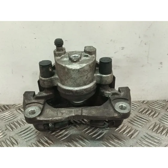 Pinza Freno Delantera Izquierda para Toyota Yaris (_P13_)