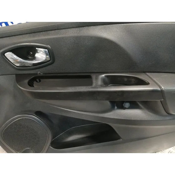 Guarnecido Puerta Delantera Derecha para Renault Clio Iv