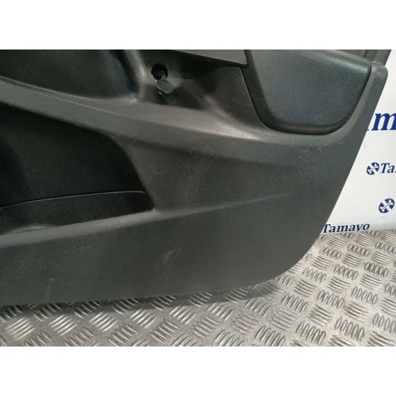 Guarnecido Puerta Delantera Derecha para Renault Clio Iv