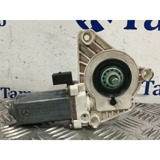 Motor Elevalunas Delantero Izquierdo para Mercedes-Benz Clase B (W245)