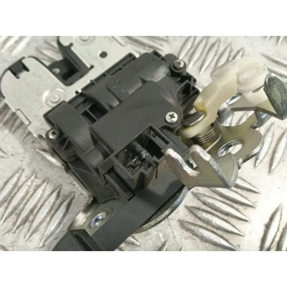 Cerradura Maletero / Porton para Audi A3 Sportback (8P)