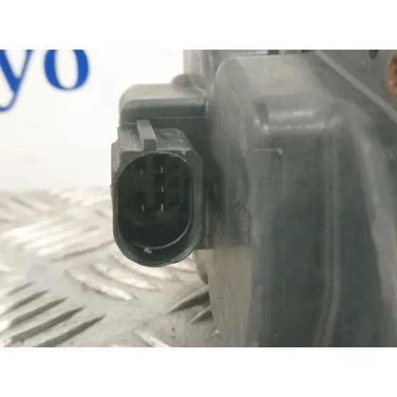 Caja Mariposa para Seat Leon (1P1)