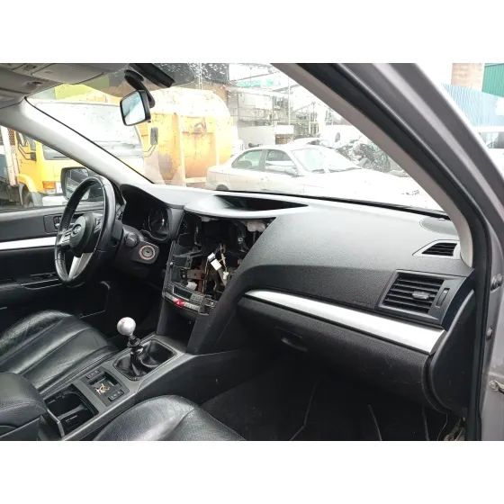 Salpicadero para Subaru Legacy V (Bm)