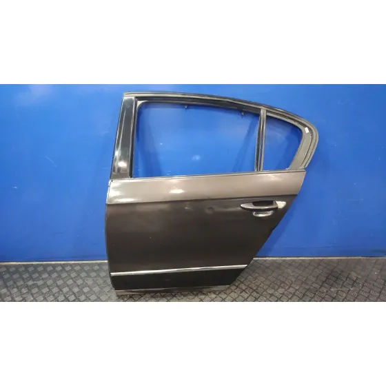 Puerta Trasera Izquierda para Volkswagen Passat Berlina (3C2)