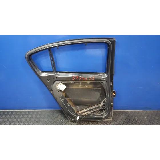 Puerta Trasera Izquierda para Volkswagen Passat Berlina (3C2)