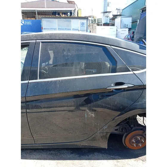 Puerta Trasera Izquierda para Hyundai I40