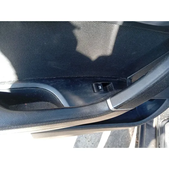 Mando Elevalunas Trasero Izquierdo para Hyundai I40