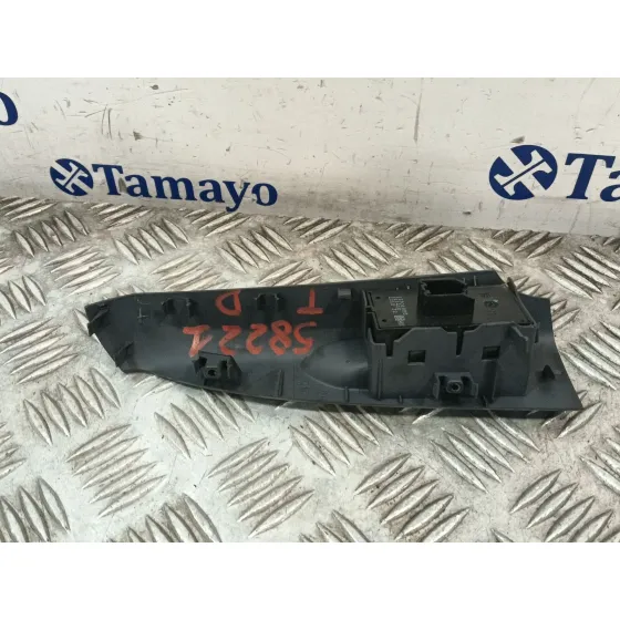 Mando Elevalunas Trasero Derecho para Opel Zafira Tourer C Van (P12)