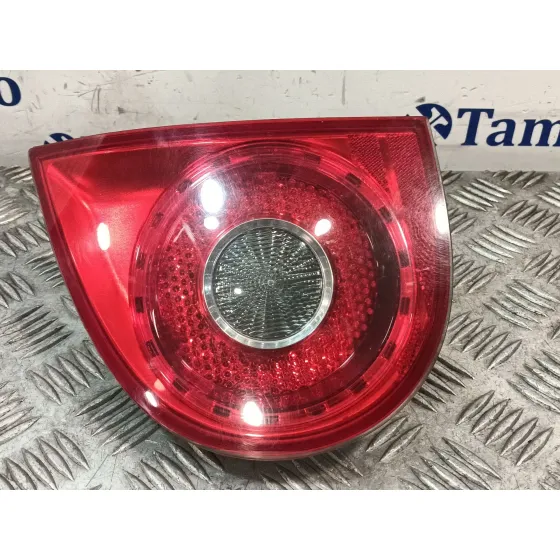 Piloto Trasero Derecho Interior para Volkswagen Golf V (1K1)