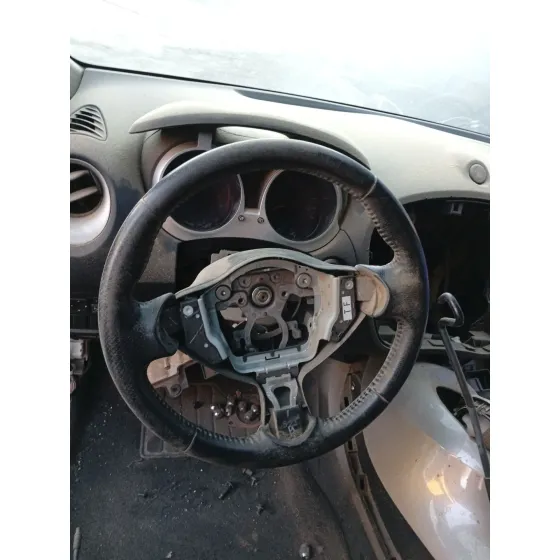 Volante para Nissan Juke (F15)