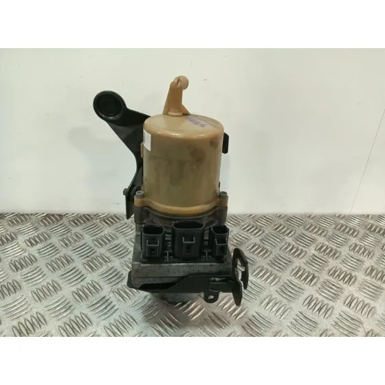 Bomba Direccion para Mazda 5 Berl. (Cr)